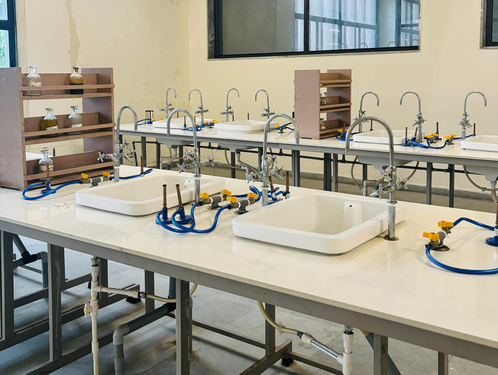 Genezen_Infrastructure-&-Facilities(Pharmaceutical-Chemistry-Labs-I-&-II)