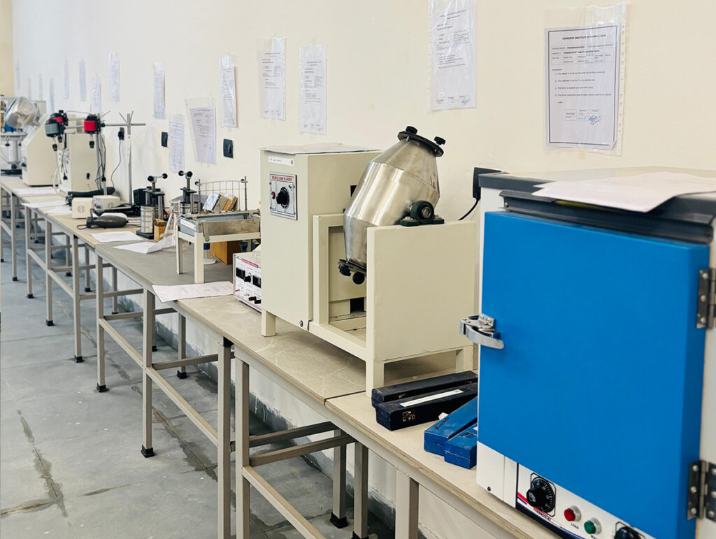 Genezen_Infrastructure-&-Facilities_Machine_Room2